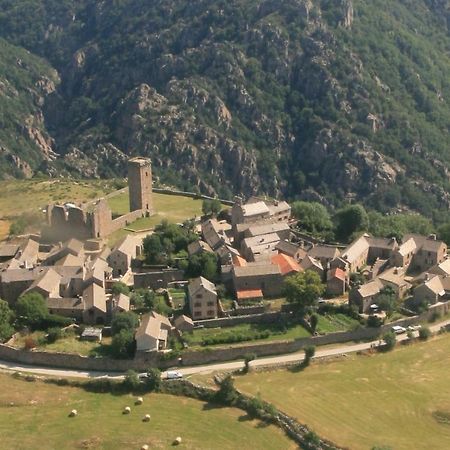 Gite De La Garde Prevencheres エクステリア 写真